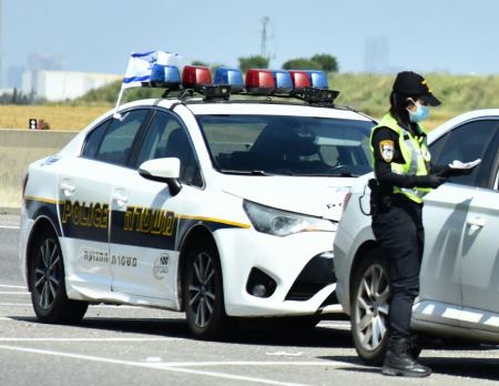 القدس : اعتقال سائق من بيت صفافا بمخالفات مرورية